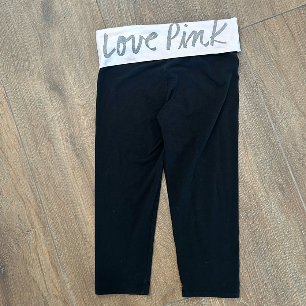 PINK VICTORIA SECRET YOGA PANTS. Size SP. color light pink/black.
